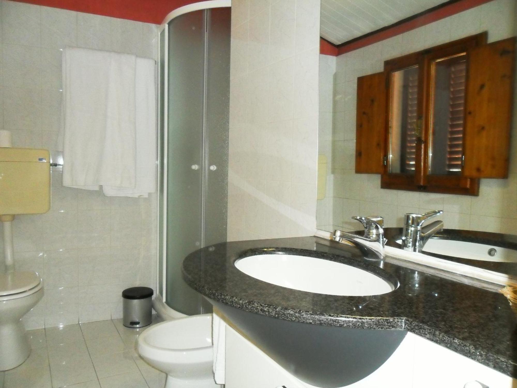 ביביאנה Hotel Borgo Antico מראה חיצוני תמונה