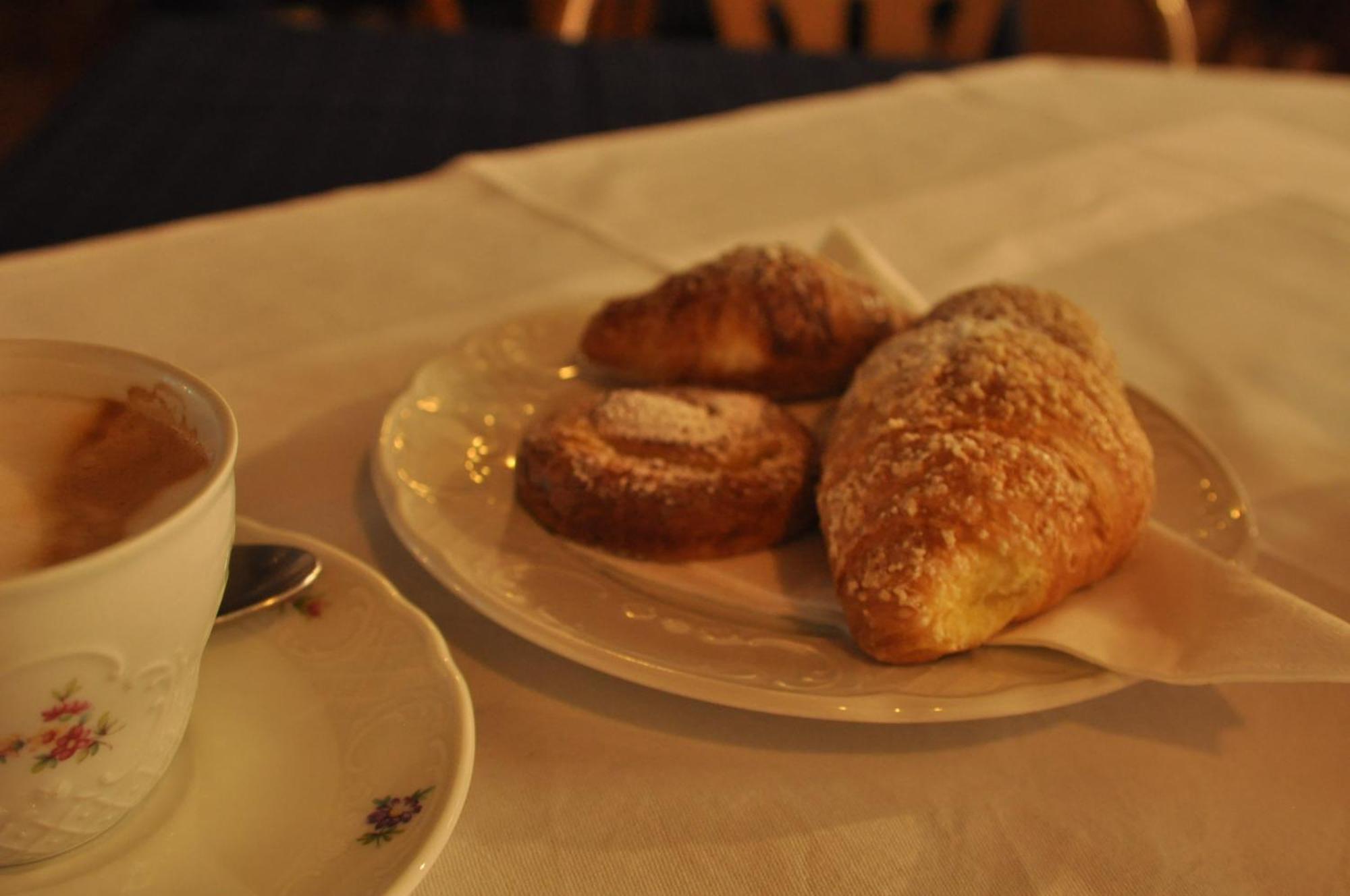 ביביאנה Hotel Borgo Antico מראה חיצוני תמונה