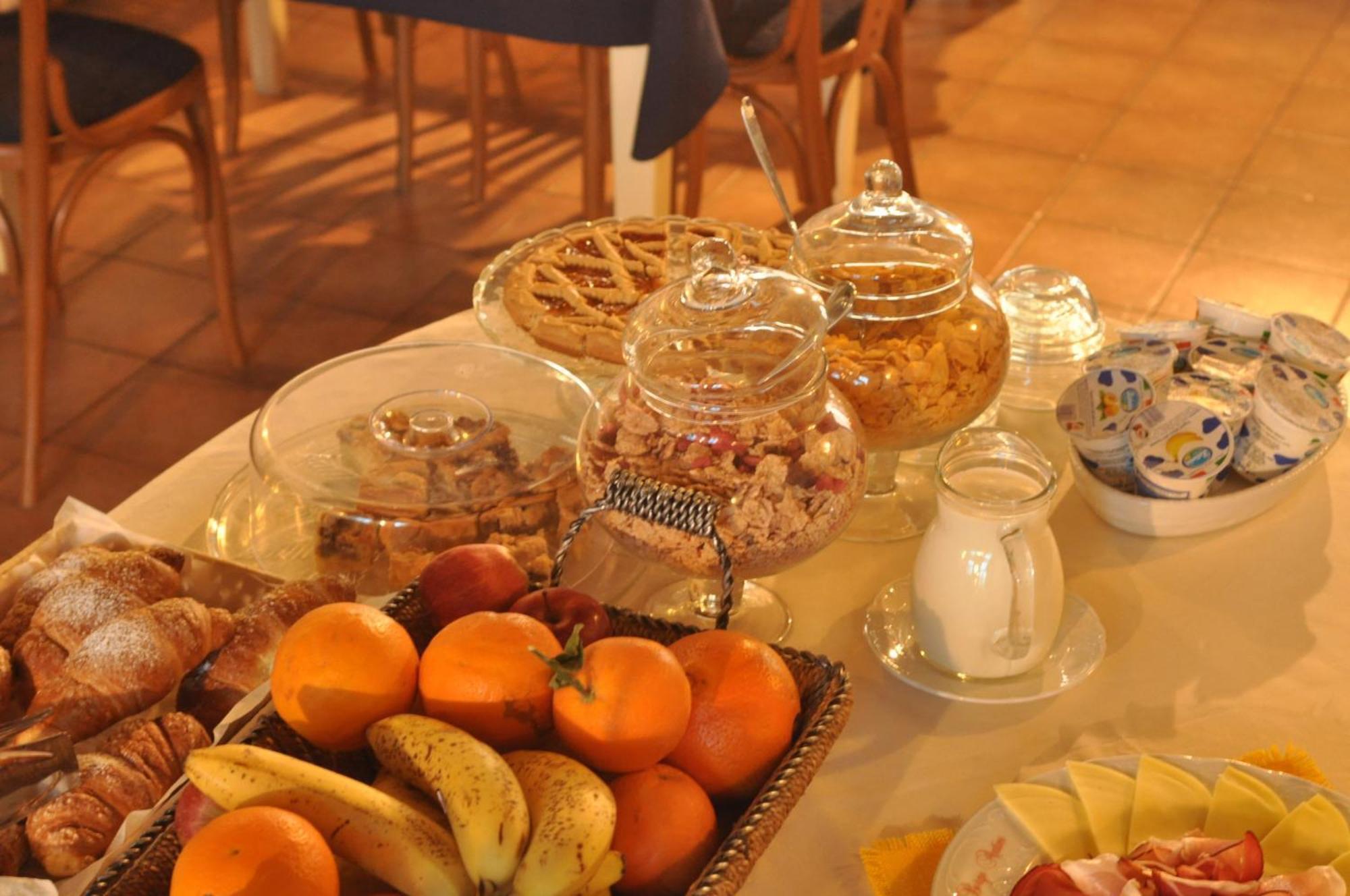 ביביאנה Hotel Borgo Antico מראה חיצוני תמונה