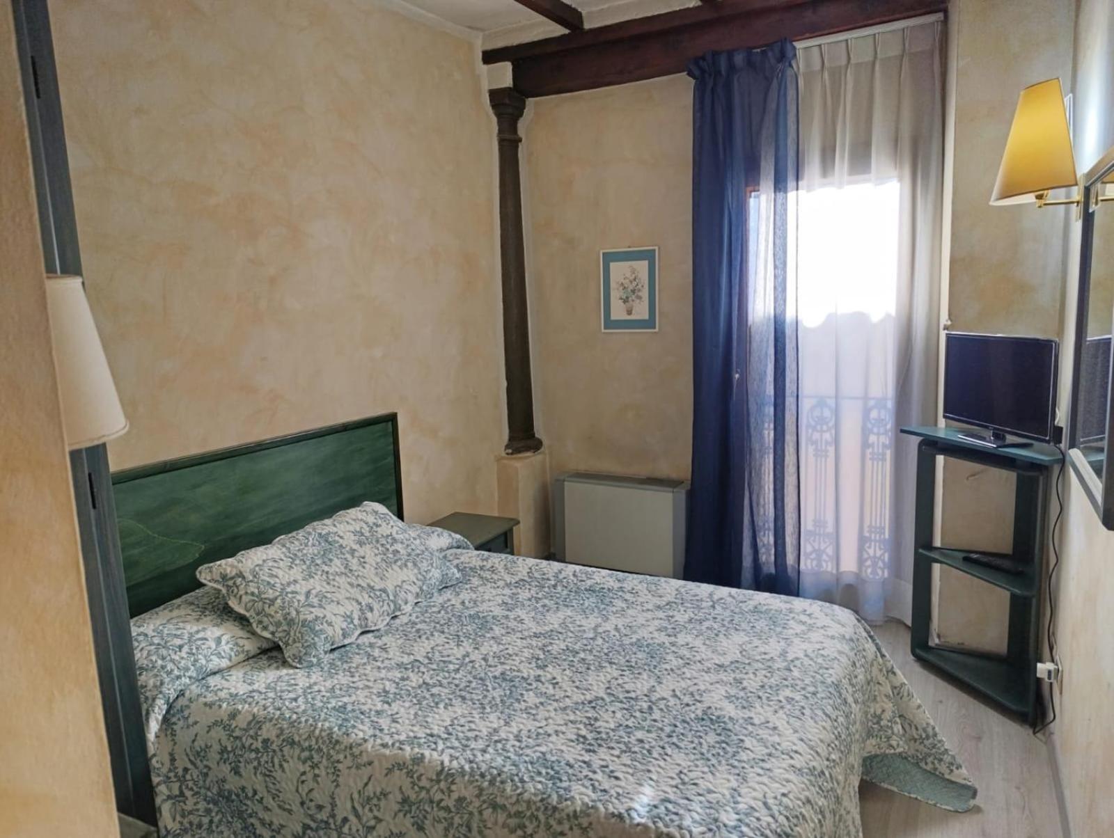 ביביאנה Hotel Borgo Antico מראה חיצוני תמונה
