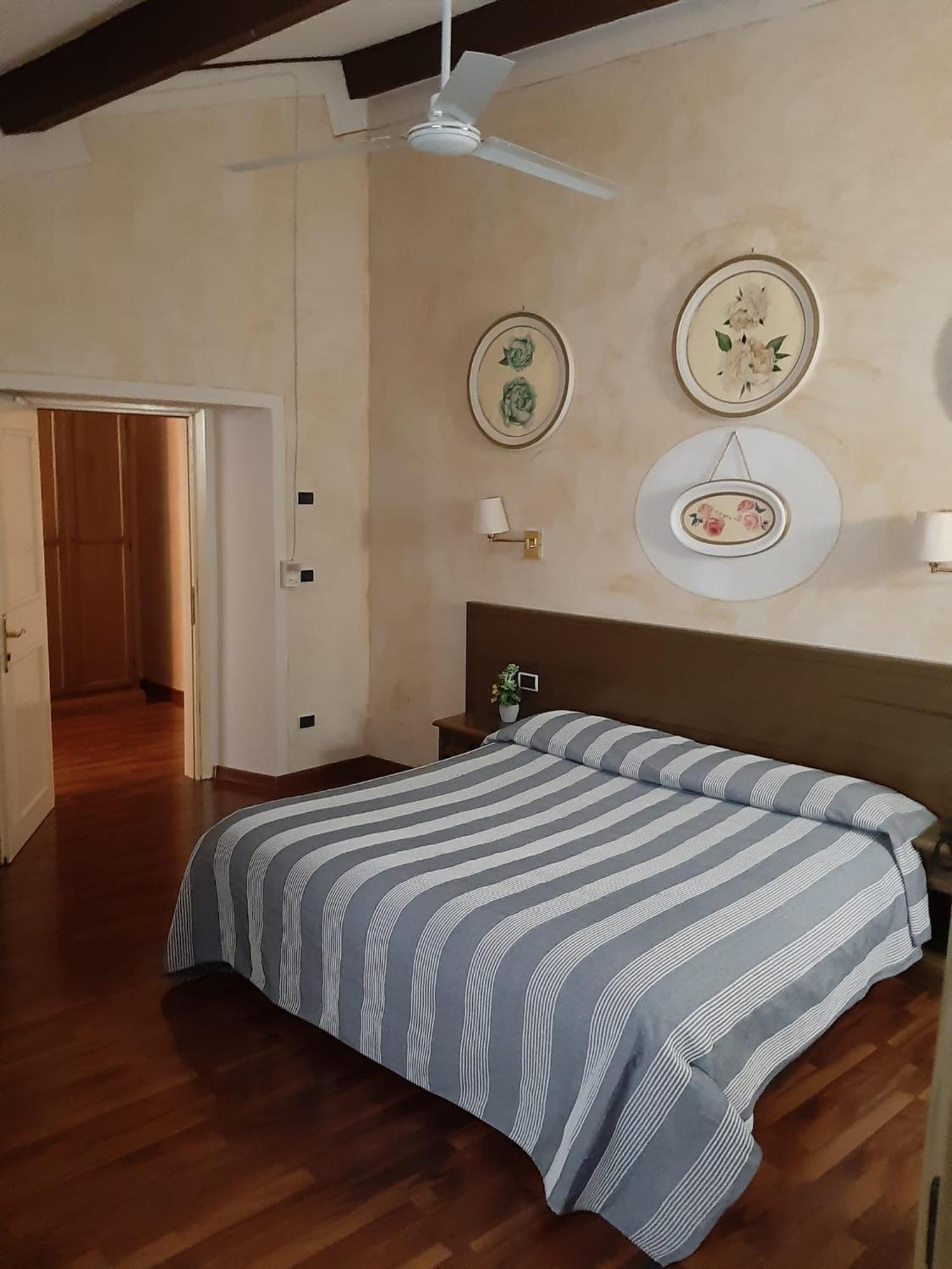 ביביאנה Hotel Borgo Antico מראה חיצוני תמונה