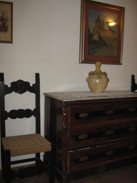 ביביאנה Hotel Borgo Antico מראה חיצוני תמונה