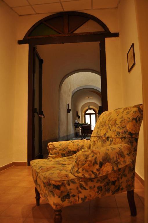 ביביאנה Hotel Borgo Antico חדר תמונה