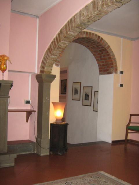 ביביאנה Hotel Borgo Antico מראה חיצוני תמונה