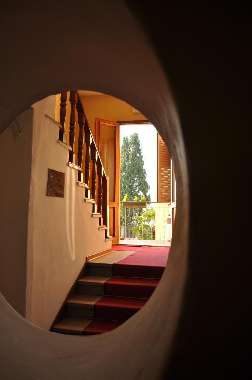 ביביאנה Hotel Borgo Antico מראה חיצוני תמונה