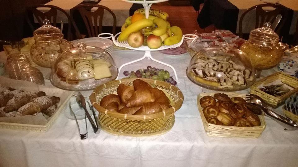 ביביאנה Hotel Borgo Antico מראה חיצוני תמונה